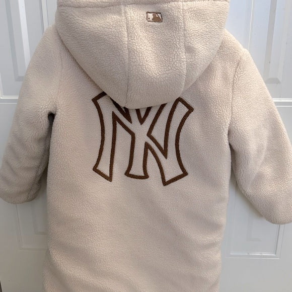 Kid jacket .. - Picture 3 of 11